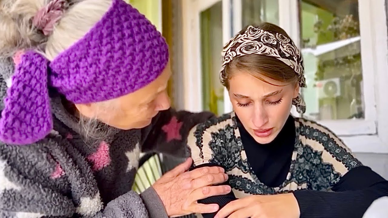 Fata Săracă ÎNJOSITĂ pe NEDREPT de PROFESOARĂ ȘI COLEGI😧/ Istorioare triste,2 serii 