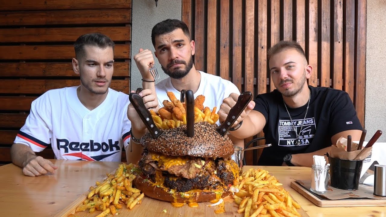 CEL MAI MARE BURGER DIN ROMANIA !! *MANCAM TOT SAU IL PLATIM DE 5 ORI*