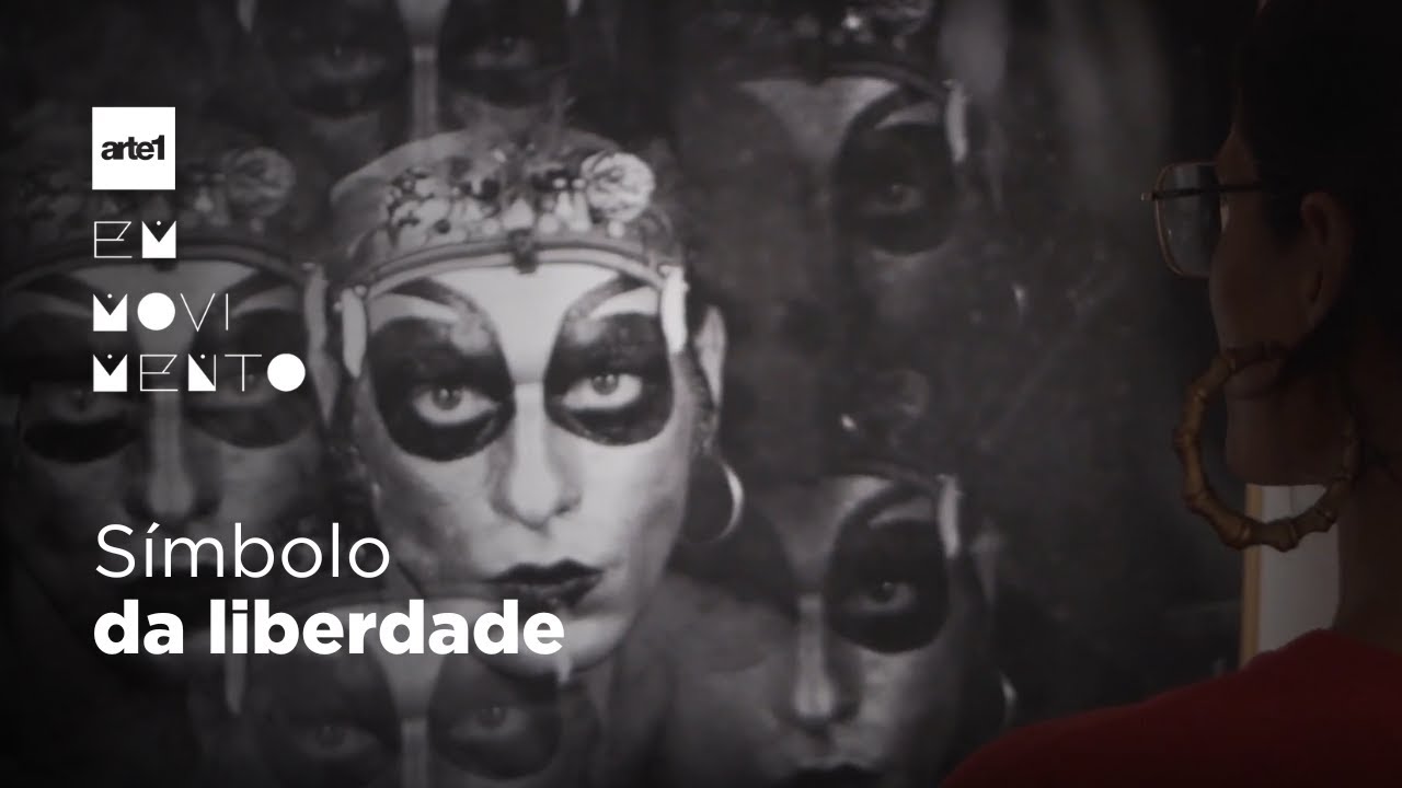 Filipe Catto visita exposição de Ney Matogrosso