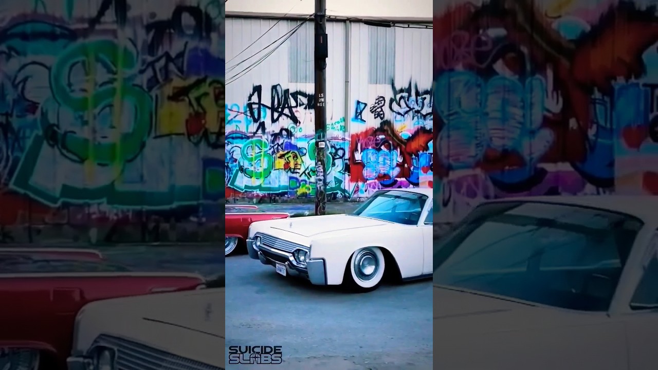 I always wanted to be a gangsta #slablife #beauties #suicidedoors #lincoln Owner: @rickjames_i_am
