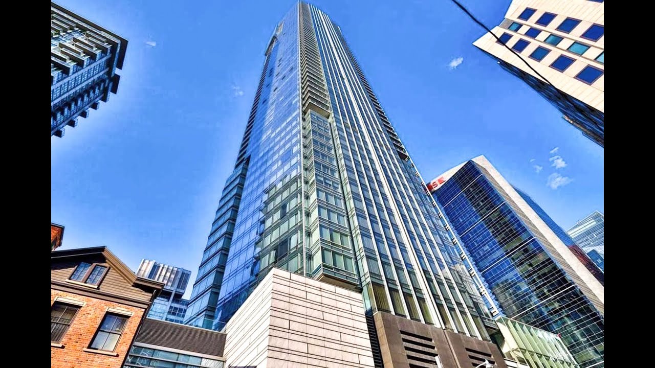 Shangri-La Toronto 180 University Ave Upgrade Unit ***[ SOLD ]***