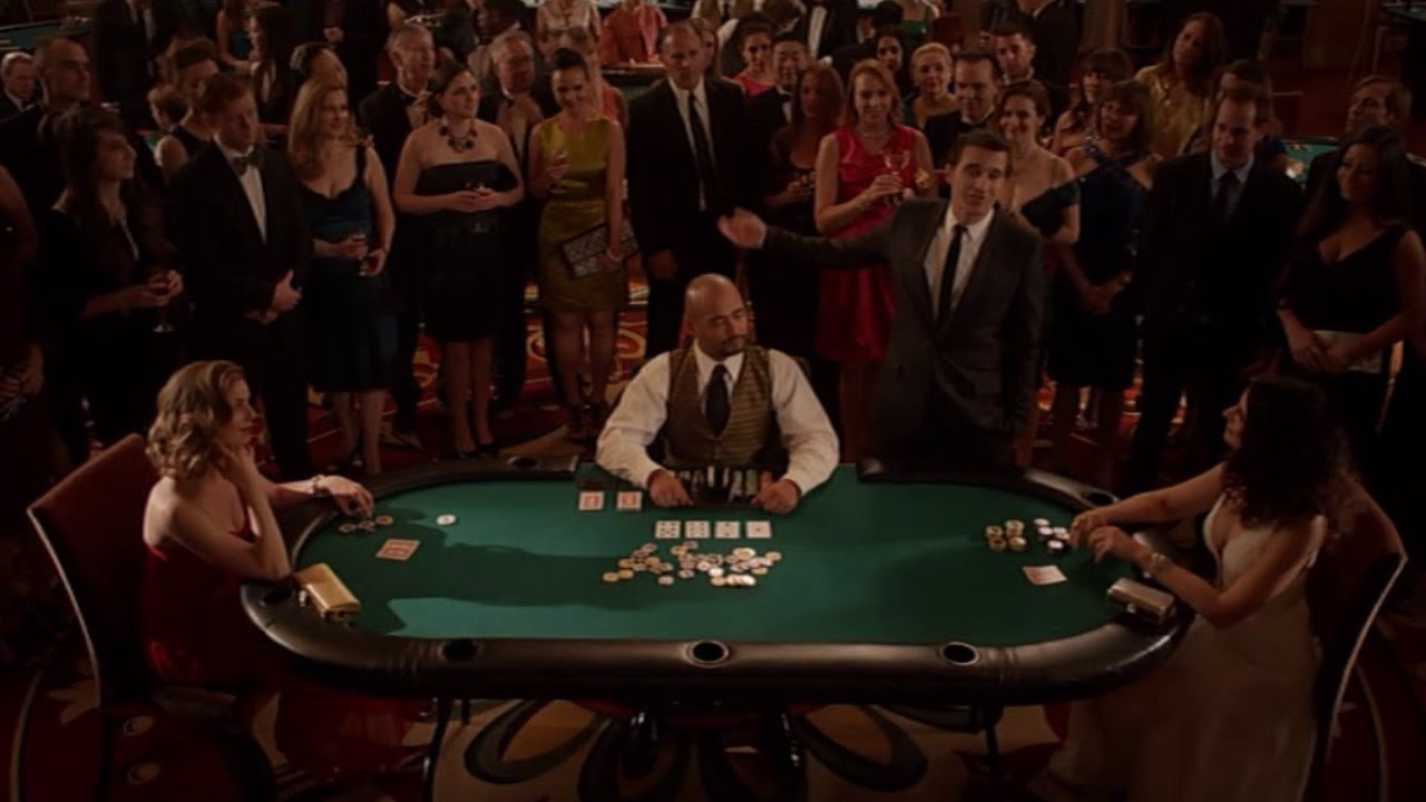 Victoria Grayson playing poker with Emily Thorne