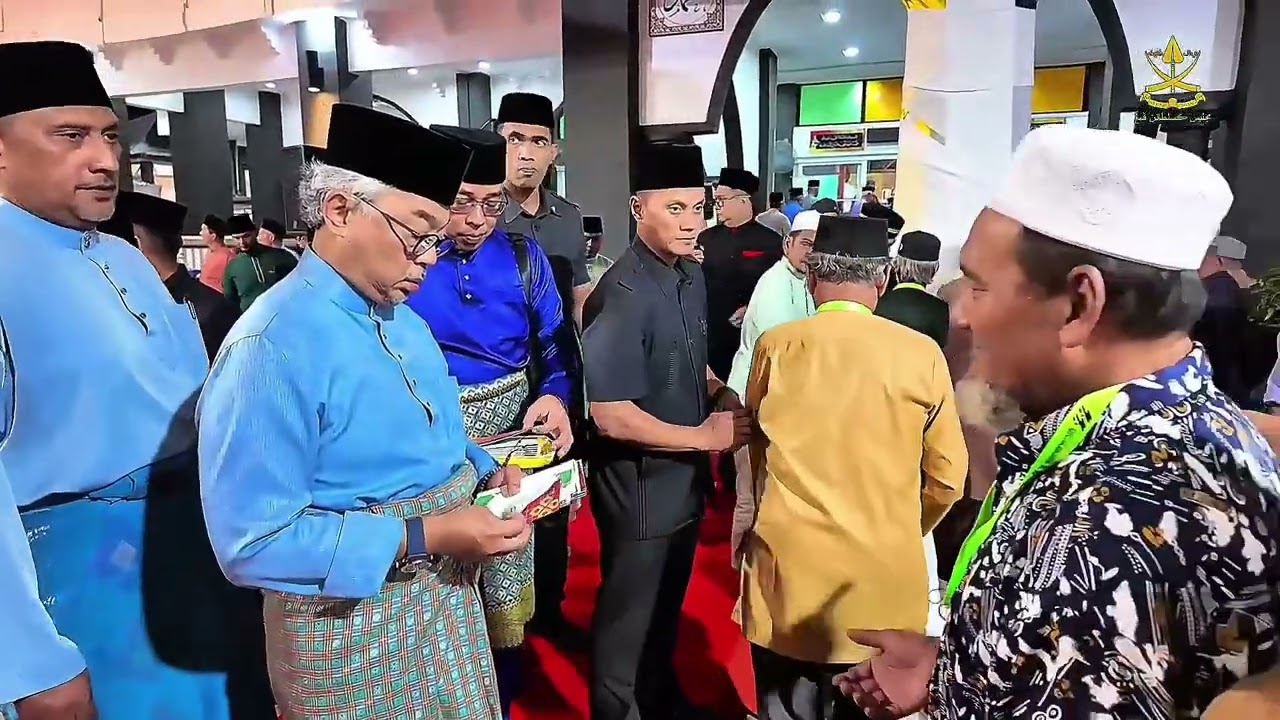 Sultan Pahang Memasyhurkan Masjid Kg Teluk Gading Sbg Masjid Tengku Mahkota Hassanal