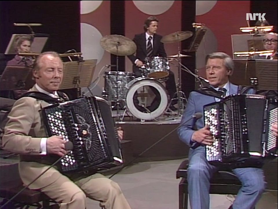 Arnstein Johansen og Sverre cornelius Lund - Cornelli