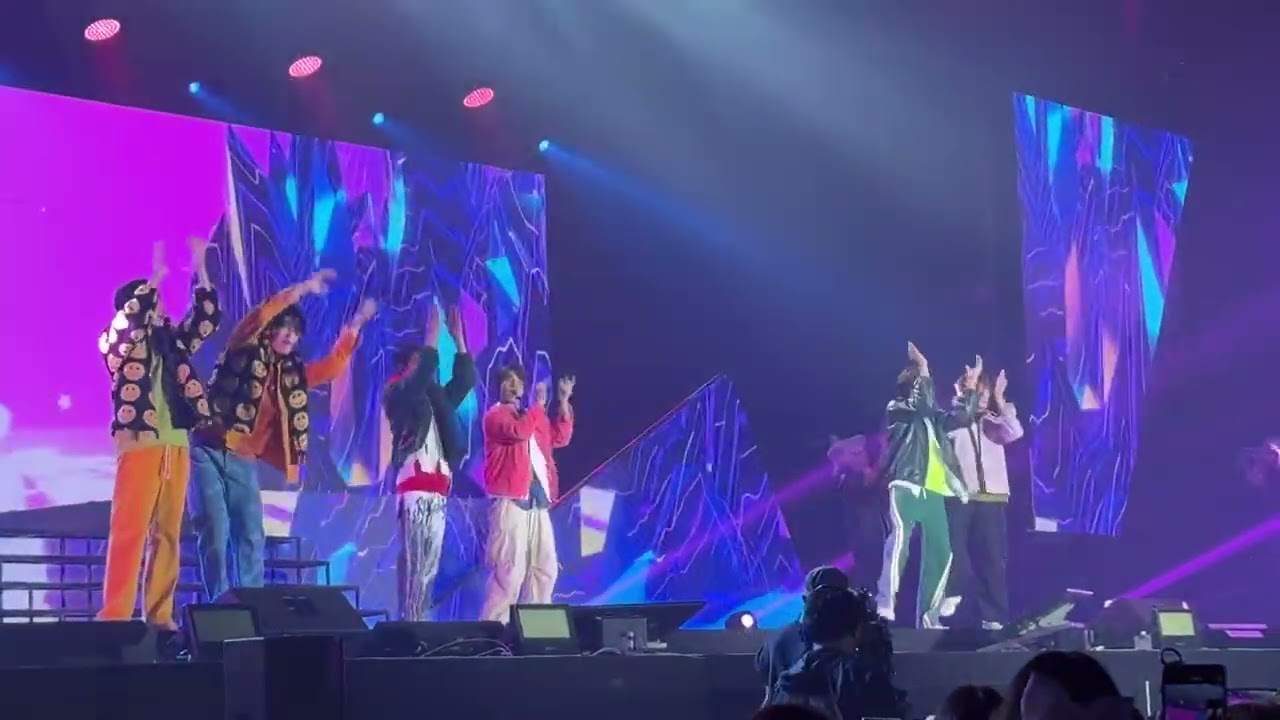 (FanCam) ฉลามชอบงับคุณ - ปอนด์ ภูวินทร์ จุง ดัง เอิร์ธ มิกซ์ | Feel Fan Fun Concert