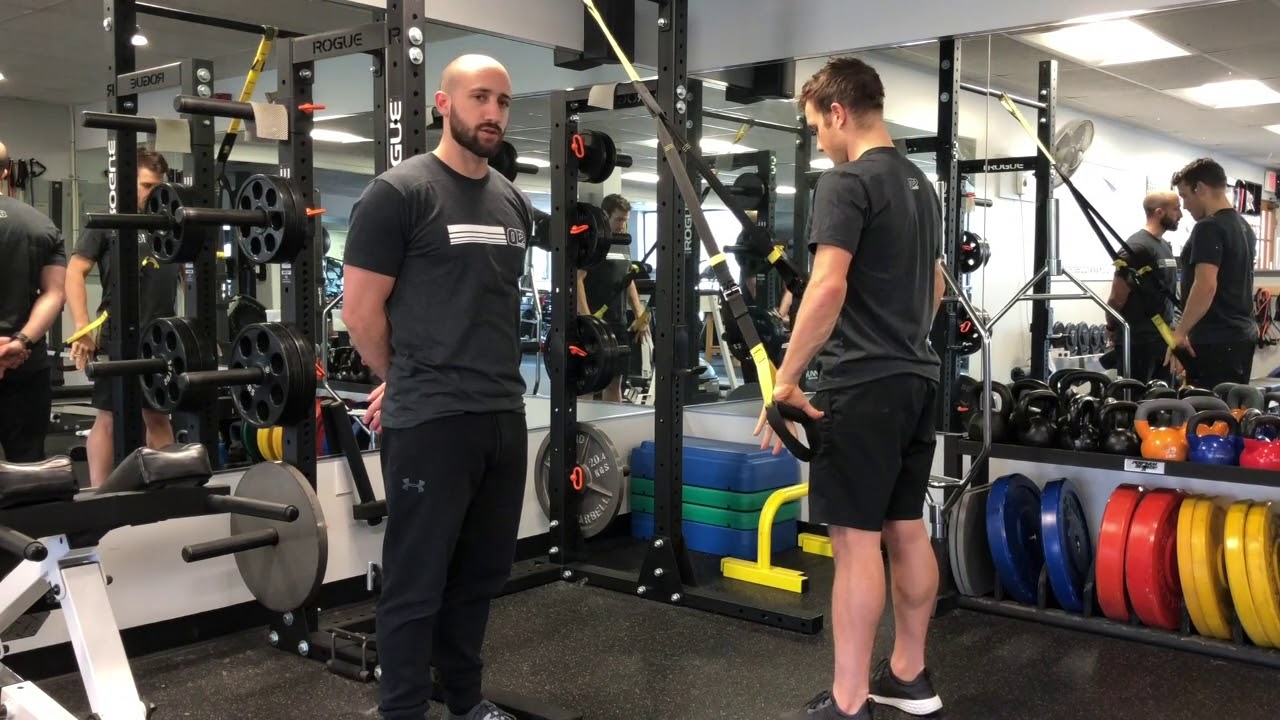 QT2 TRX - Swimmers Pull