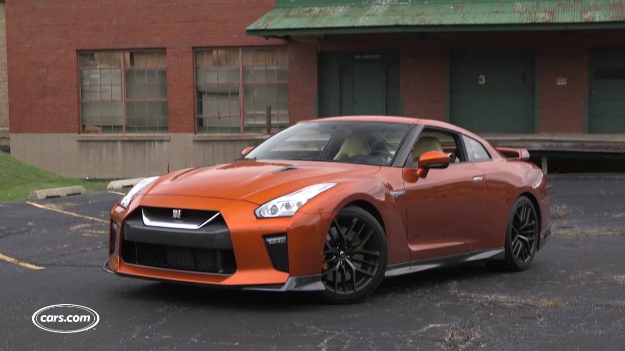 2017 Nissan GT-R Review