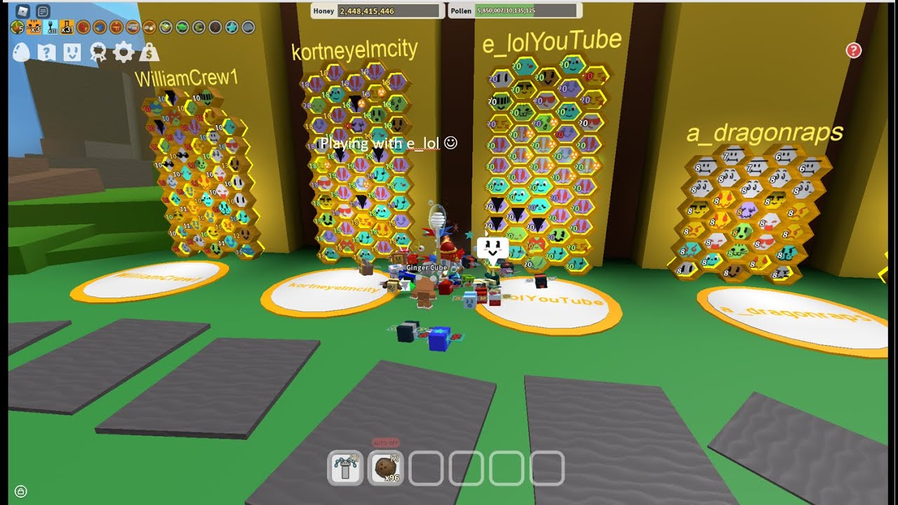 Playing with e_lol in Bee Swarm Simulator with SourCreamFlavored