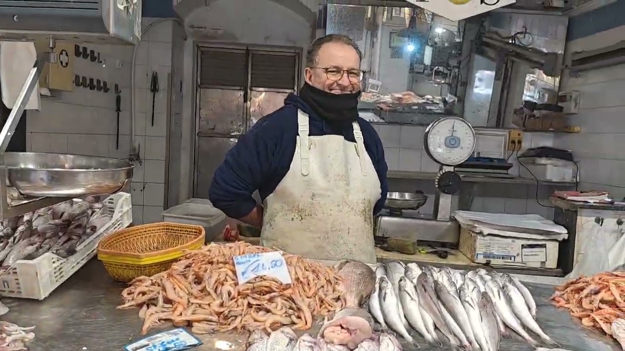 Street market on the island of Ortigia, we are exploring together with Irina.