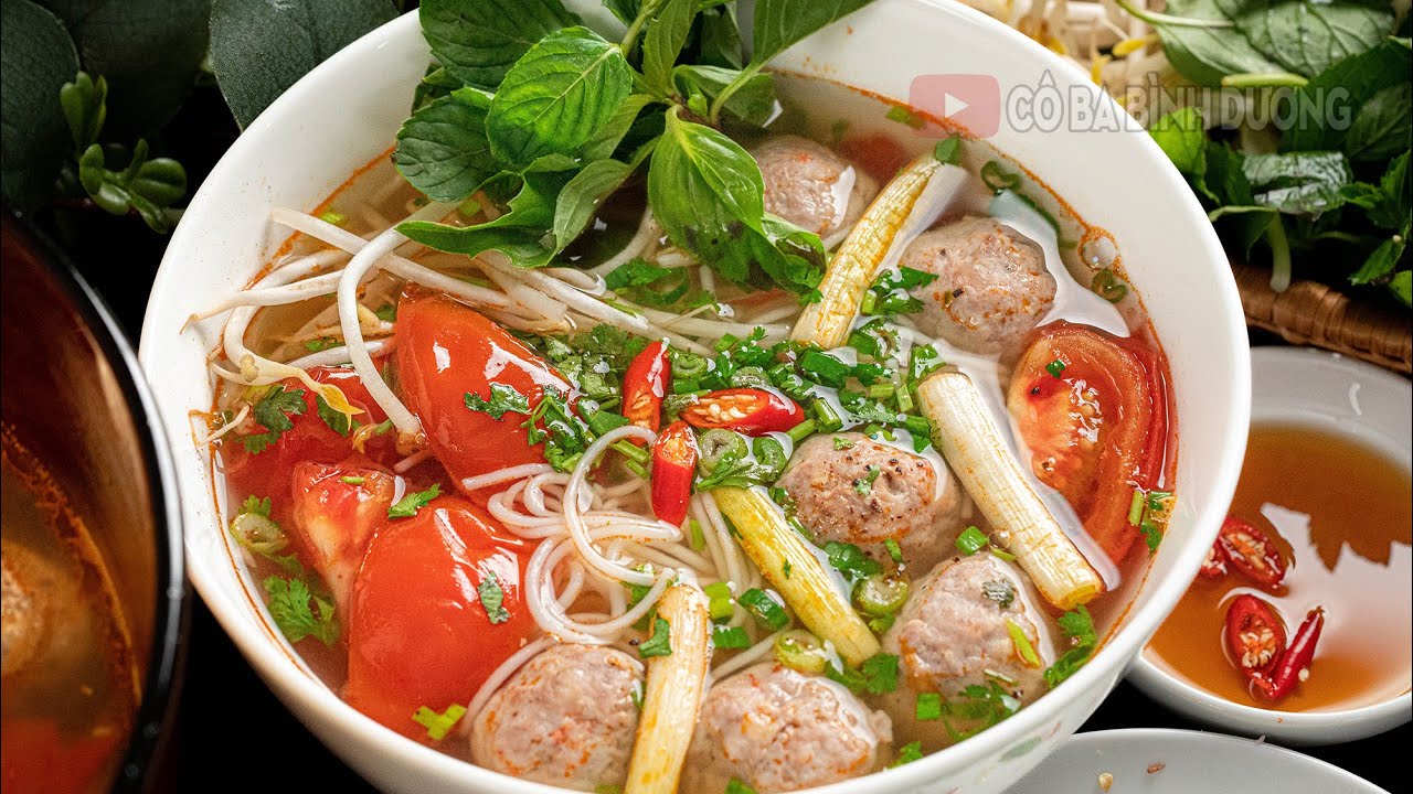 Bất Ngờ ! Nấu Bún Thịt Viên chỉ cần thứ bỏ đi này mà nấu được nước dùng ngon ngọt như nước lèo xương