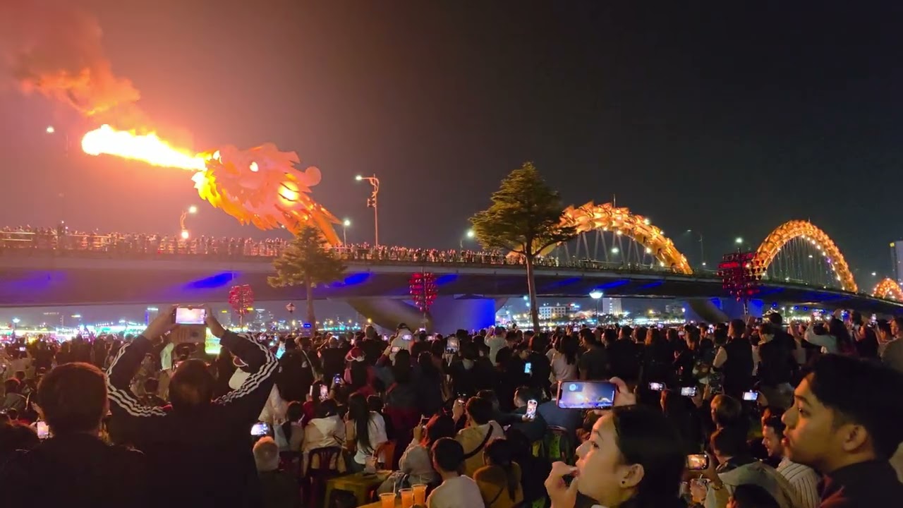 Vietnam, Dragon bridge, Danang, ..