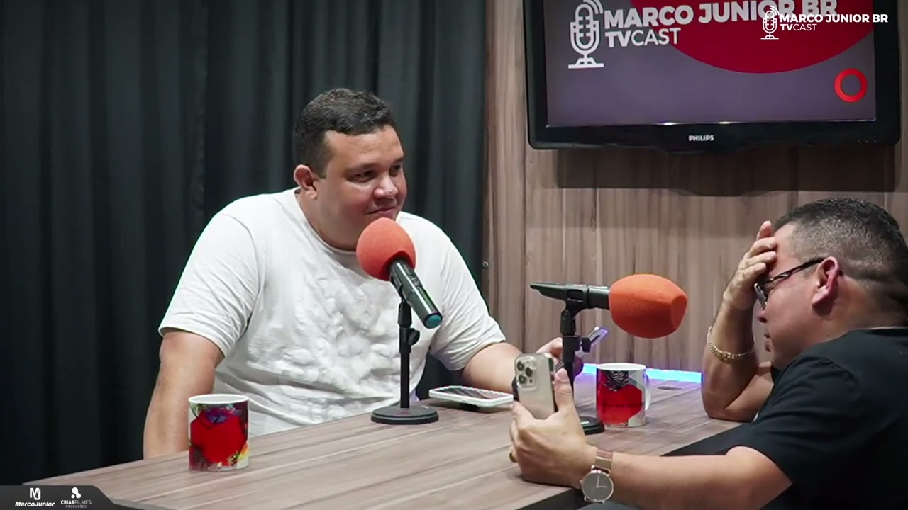 Chicão dos teclados fala que ex-mulher é bonita e relata crises de ciúmes