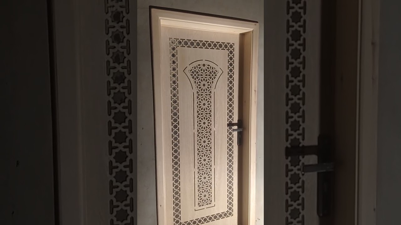 باب من الخشب مرحبا بي جميع لاتنسى ايشتيرك في قناة شكرا قصر كبير العريش
