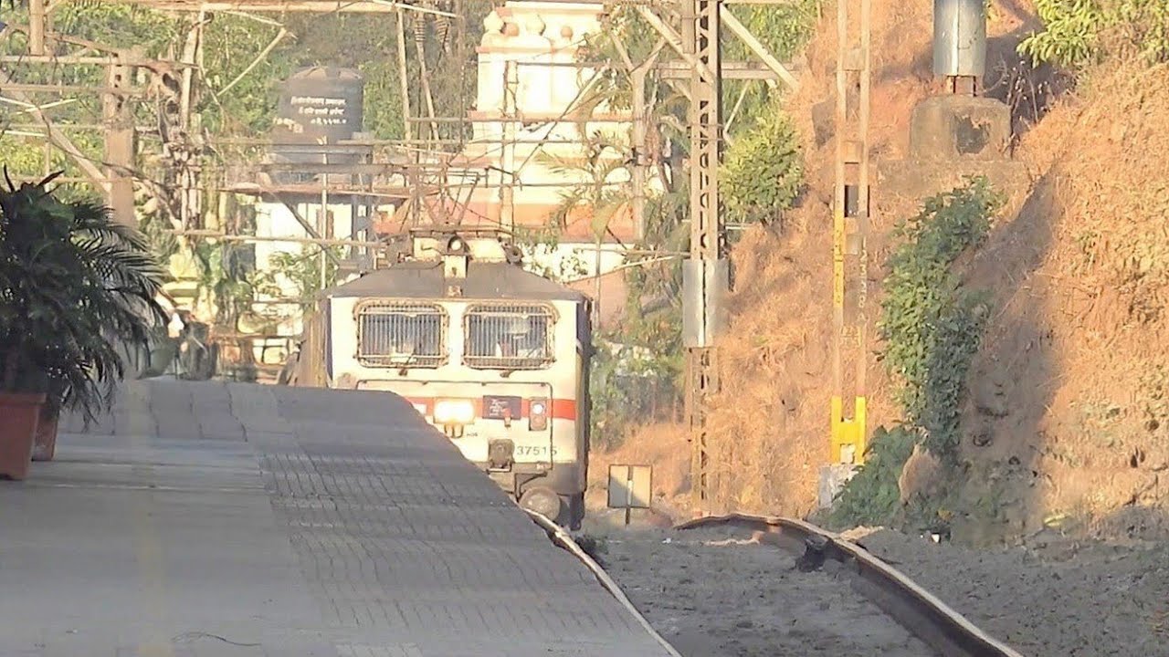 Very Steep & Very Impressive 1:37 Gradient Climb By Indore Daund Superfast Express At Khandala Ghats
