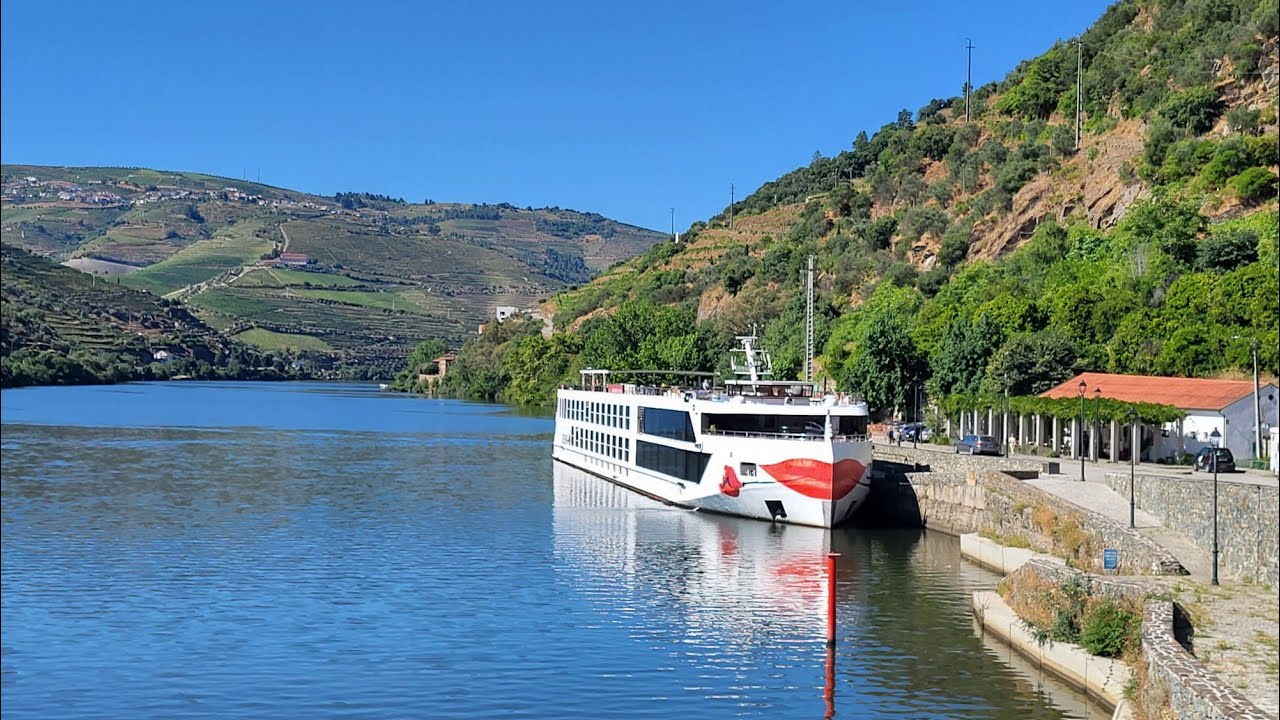Eine Fluß-Kreuzfahrt auf dem Douro im Norden Portugals im Juli 2024