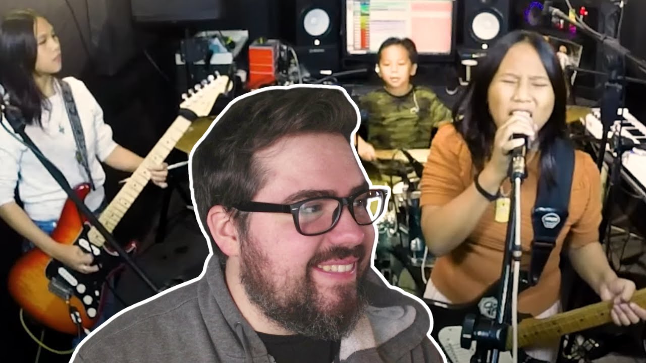 Music Teacher Reacts to Missioned Souls - Plug in Baby by Muse (family band cover)