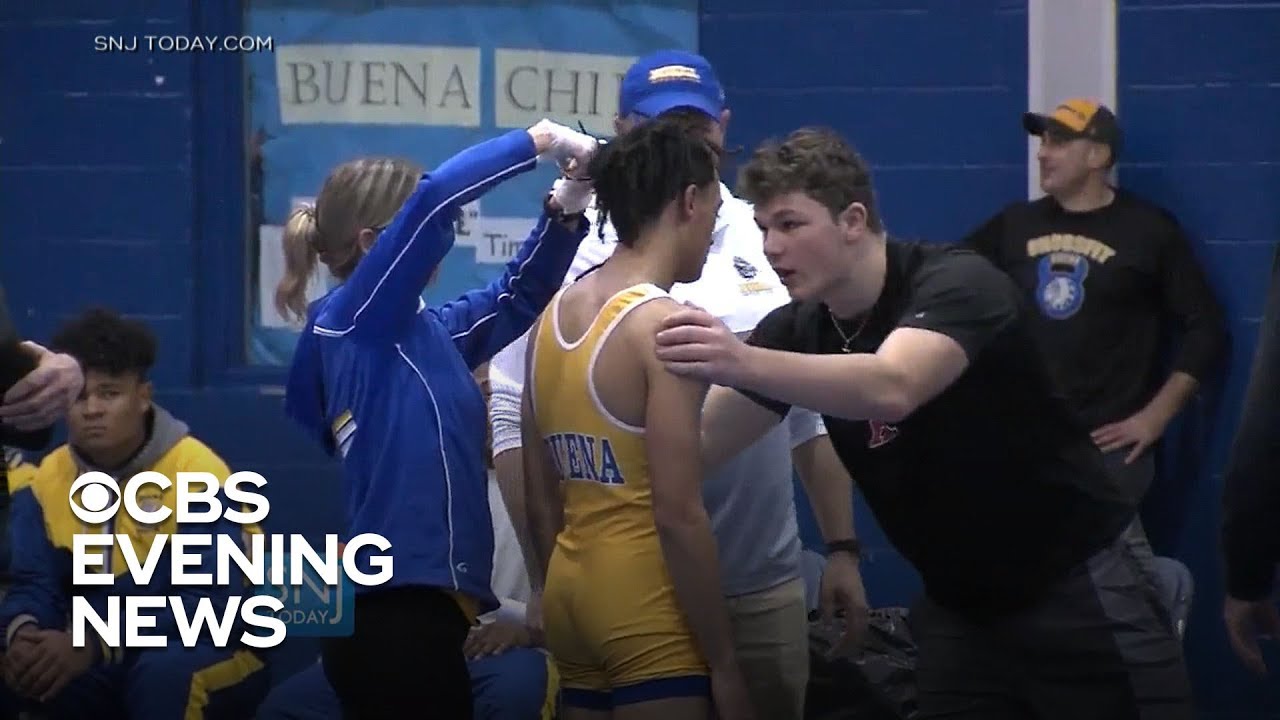 Wrestler forced to cut dreadlocks