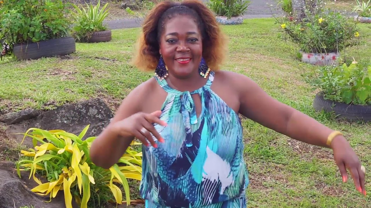 AYEN AYEN - KAFE BELLO CHO (Ambiance noel)