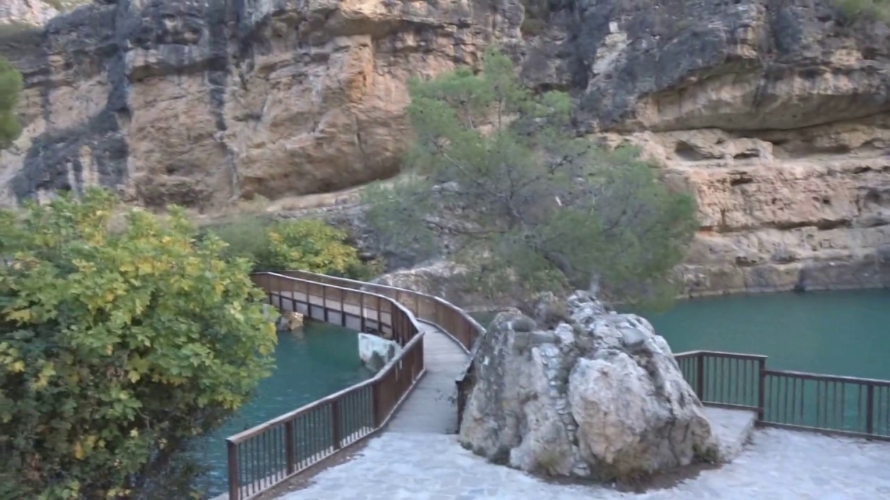 Explorando Cañón del río Guadiela (Cuenca)