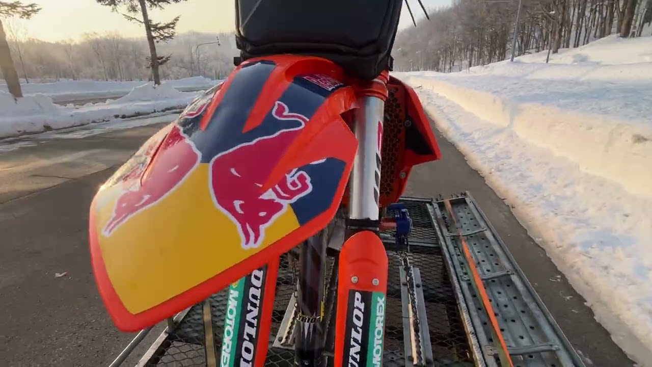 スノーバイク　2021年モデルKTM450sx-f エンジン始動動画　　Timbersled 137キャタ