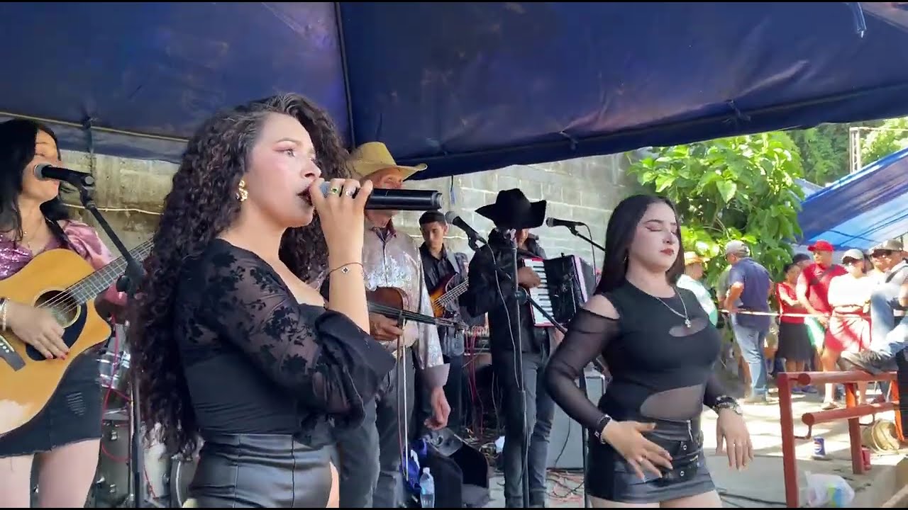 Cumbia en vivo Atardecer Tropical febrero de 2026