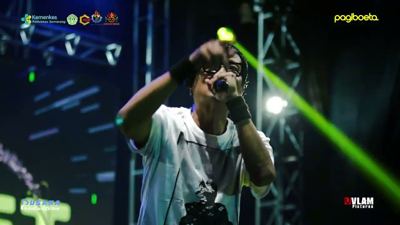 PAGIBOETA BAND - OPENING DAN PERFORM KOMPILASI LAGU MIDDLE || PKKMB POLTEKKES SEMARANG 2025