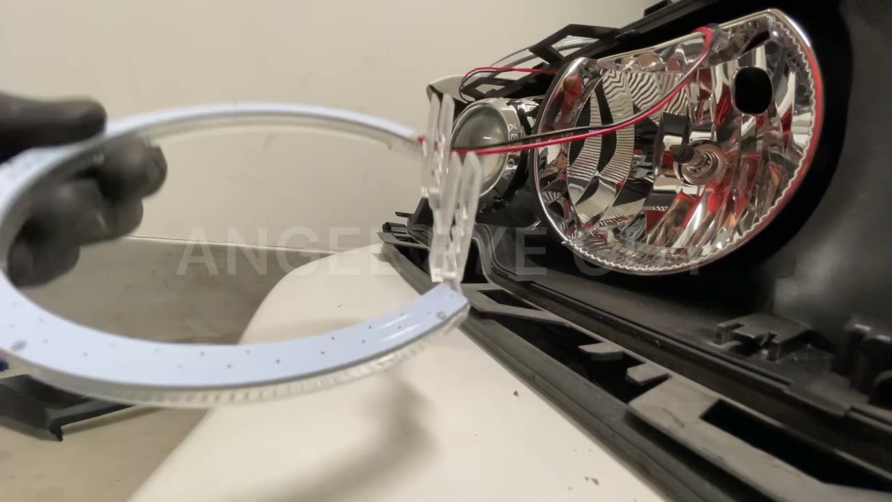 Angel Eye Guy E46 White LED Angel Eye Install DIY