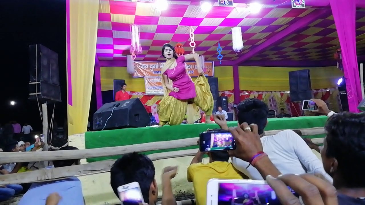 Balma powerful uski bahu kisi se.. Kandola Manvi Superhit Dance   .  uski bahu kise se Patney kyuna