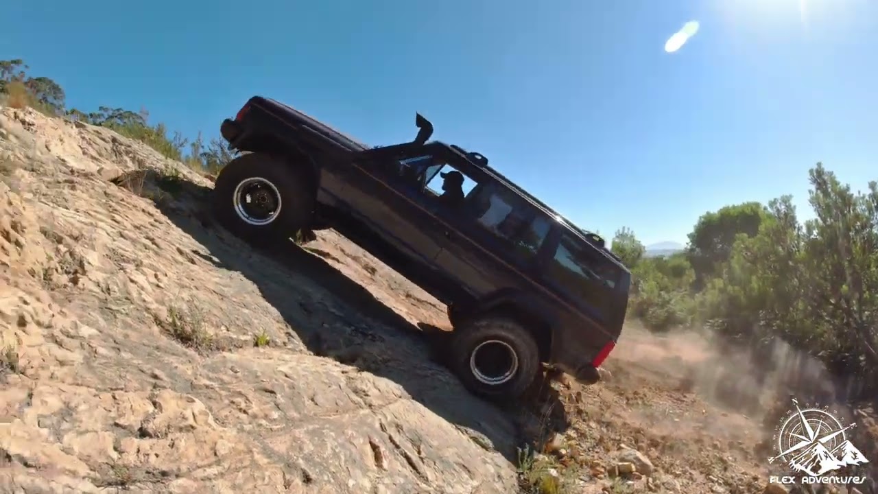 The FlexJ's fist time at Honingklip and the first 4x4 day of 2024 #toyota #4x4 #fjcruiser