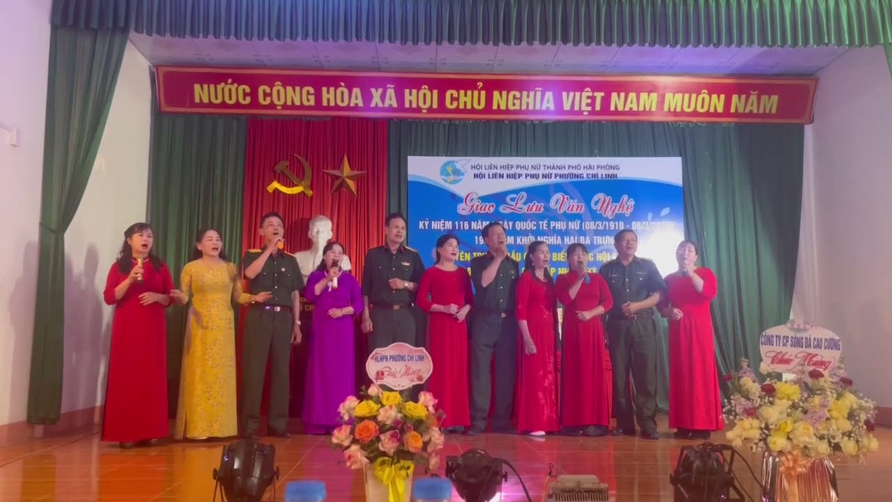 KC Hát Về Những Người Mẹ VN  CLB HQ ( video Le Hoàn )