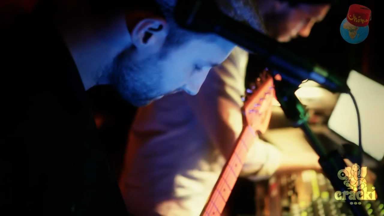 Isaac Delusion - Early Morning (Live at Momo London)