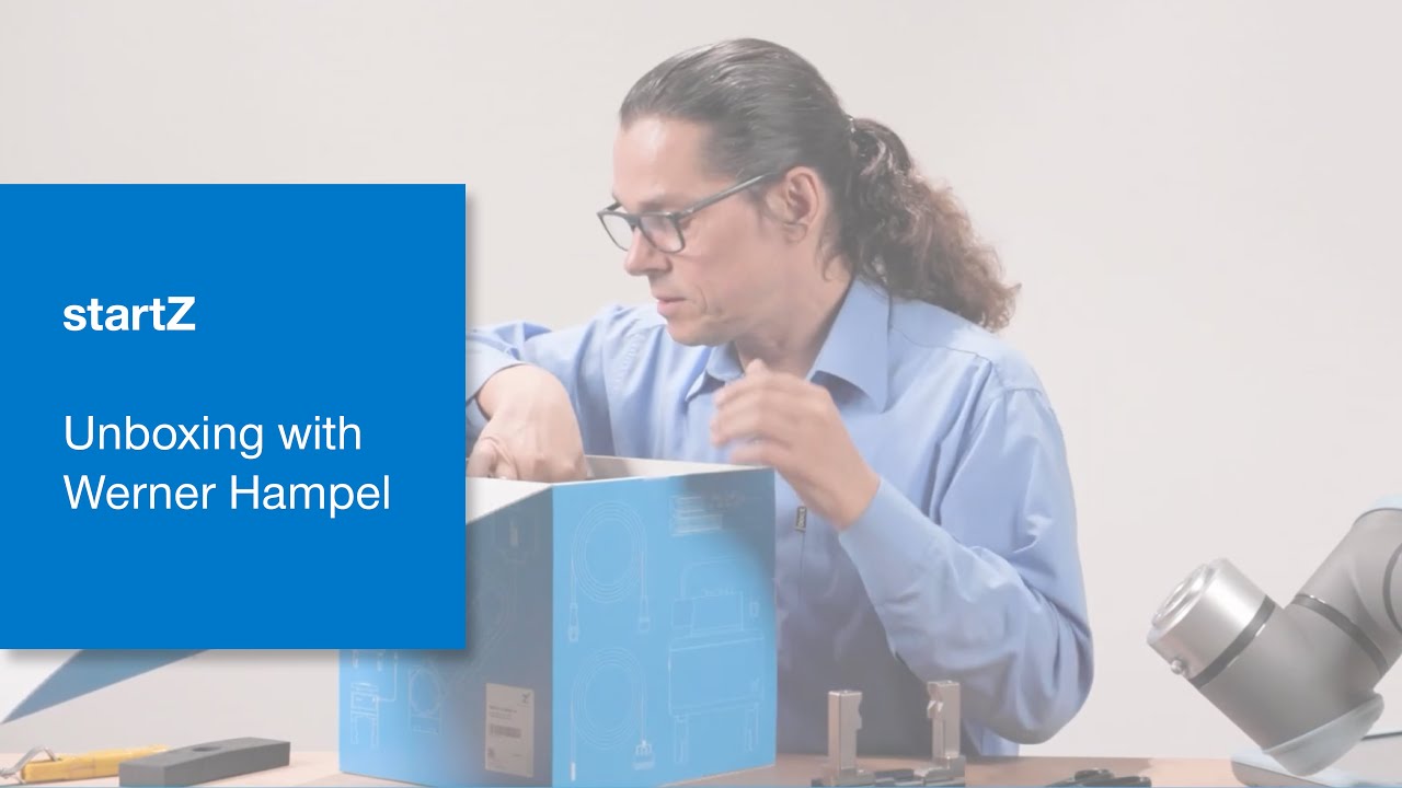 startZ unboxing with Werner Hampel