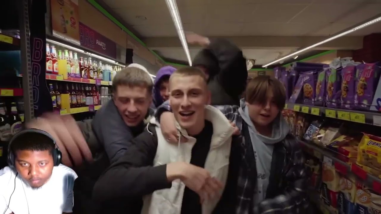 SpazzoReactz Reacts to rusina - ŚMIECI