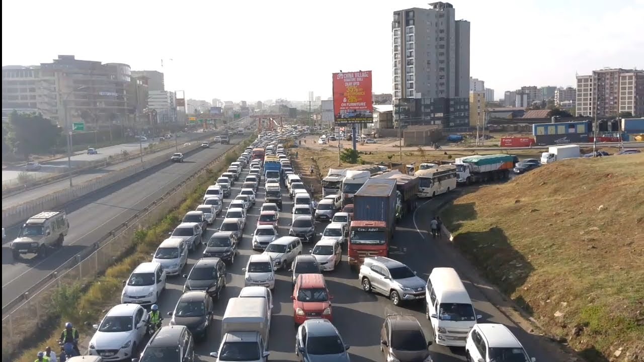 AJALI IMEFANYA MSONGAMANO MKUBWA WA MAGARI 