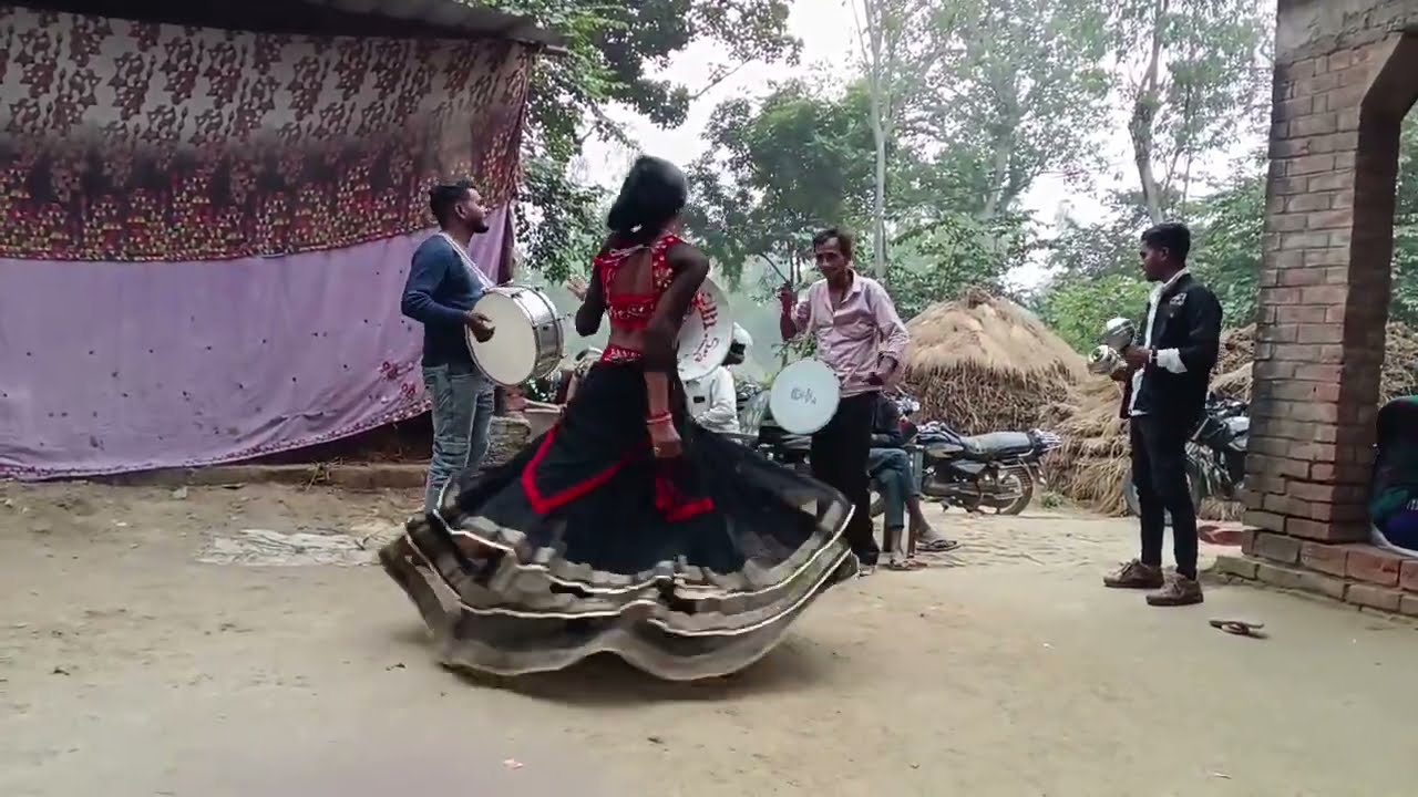 #बैंड