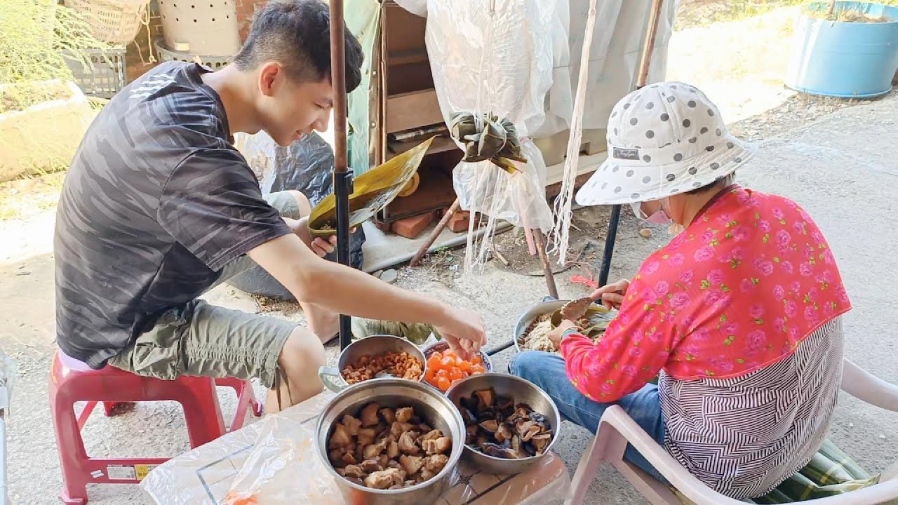 端午節回家和阿嬤一起包肉粽