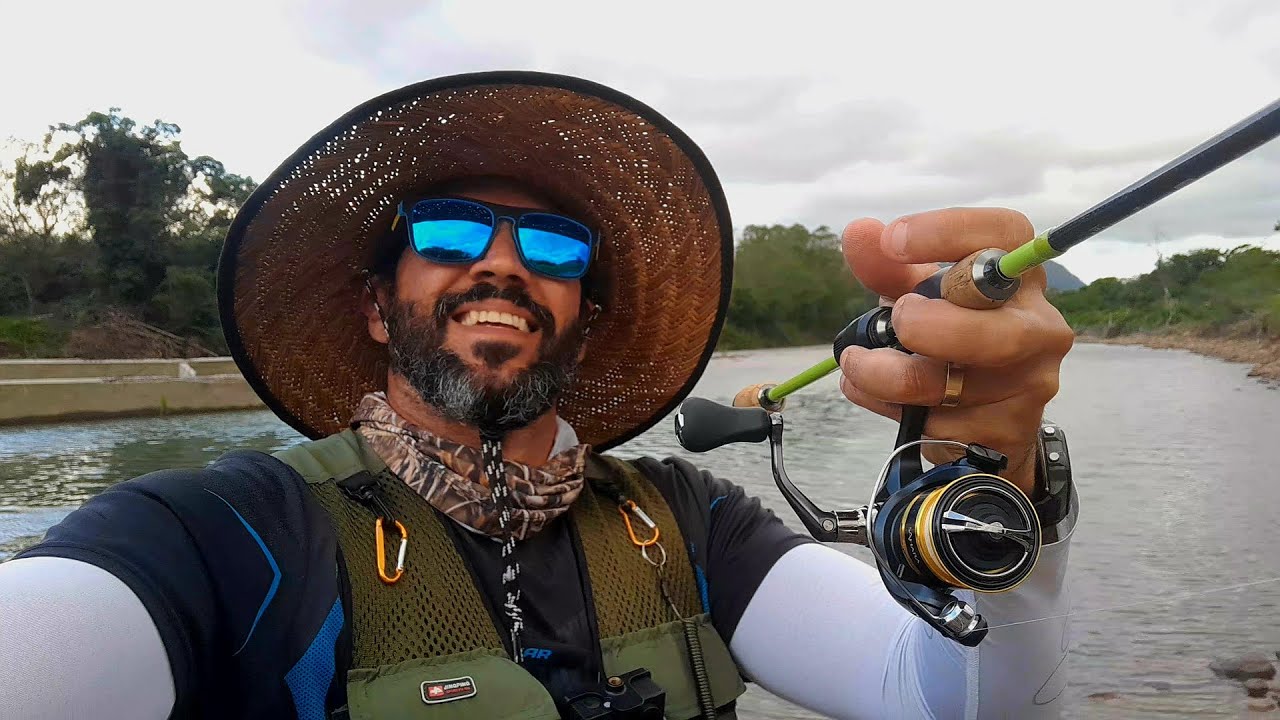 CAMINHANDO E PESCANDO JACUNDÁ COM TRALHA ULTRALIGHT EM UM RIO PRESERVADO