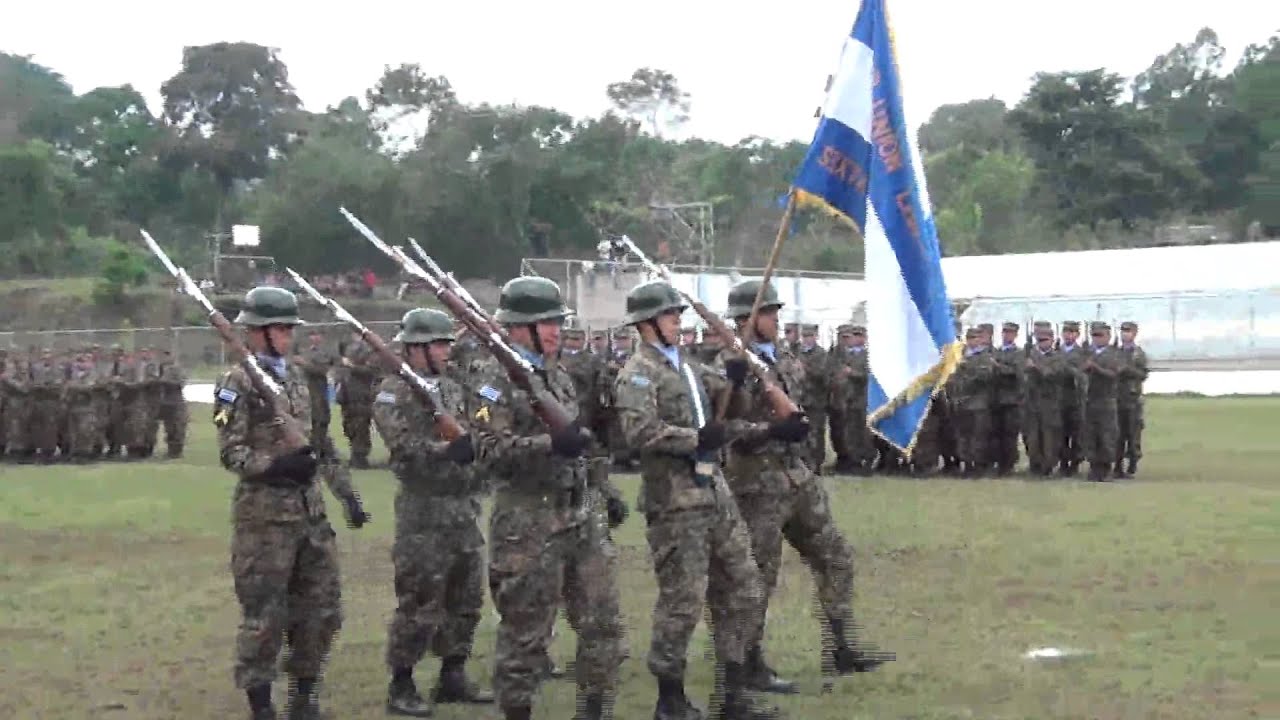 JURAMENTACIÓN DE NUESTROS SOLDADOS SALVADOREÑOS EN BERLÍN