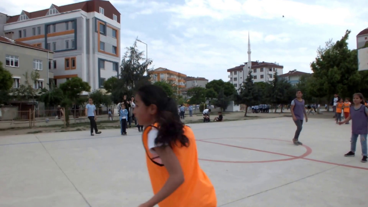 Şehit Dinçer Ersoy ilkokulu 4-D yakar top turnuvası -2