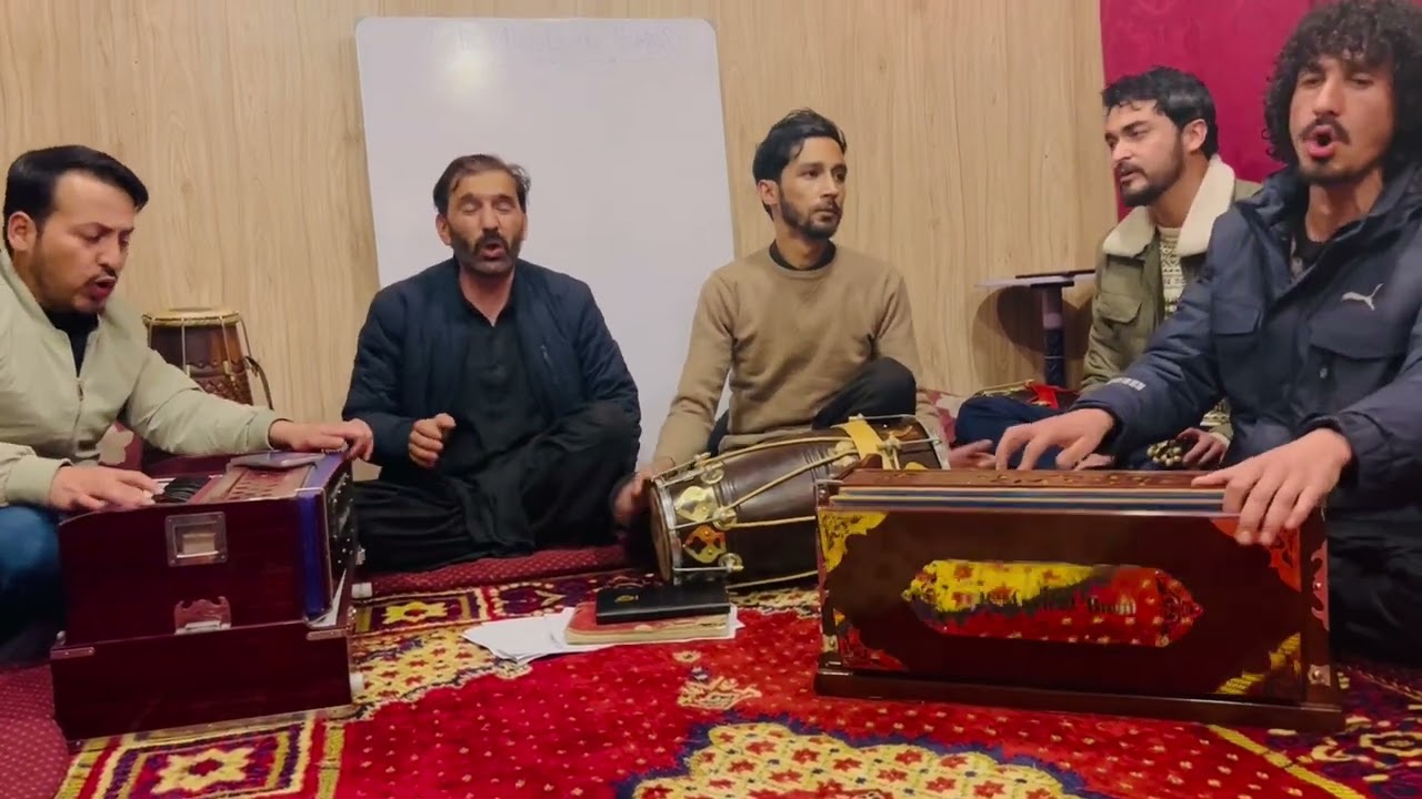 Tum na jab Zulu.e.parishan ko sawara  hoga ||gbmusical band skardu|| traditional style