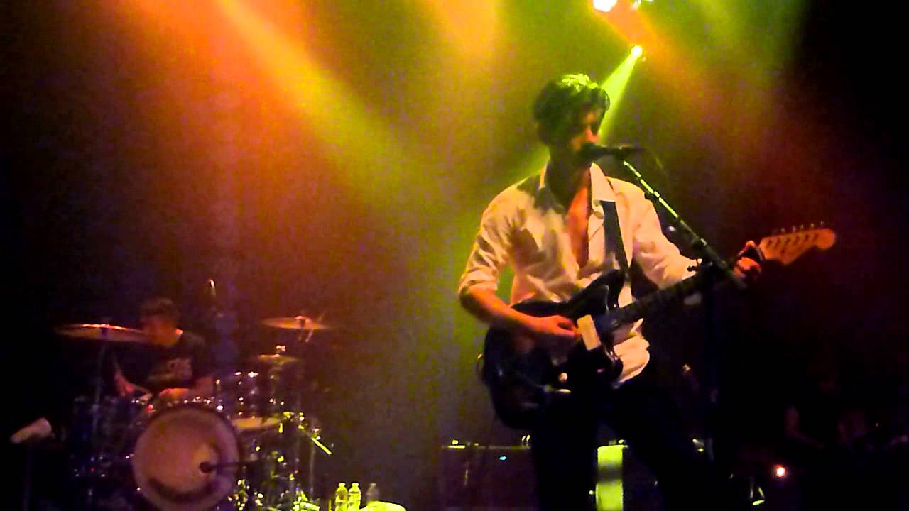 Arctic Monkeys - That's Where You're Wrong live @ Majestic Theater, Ventura - May 22, 2013