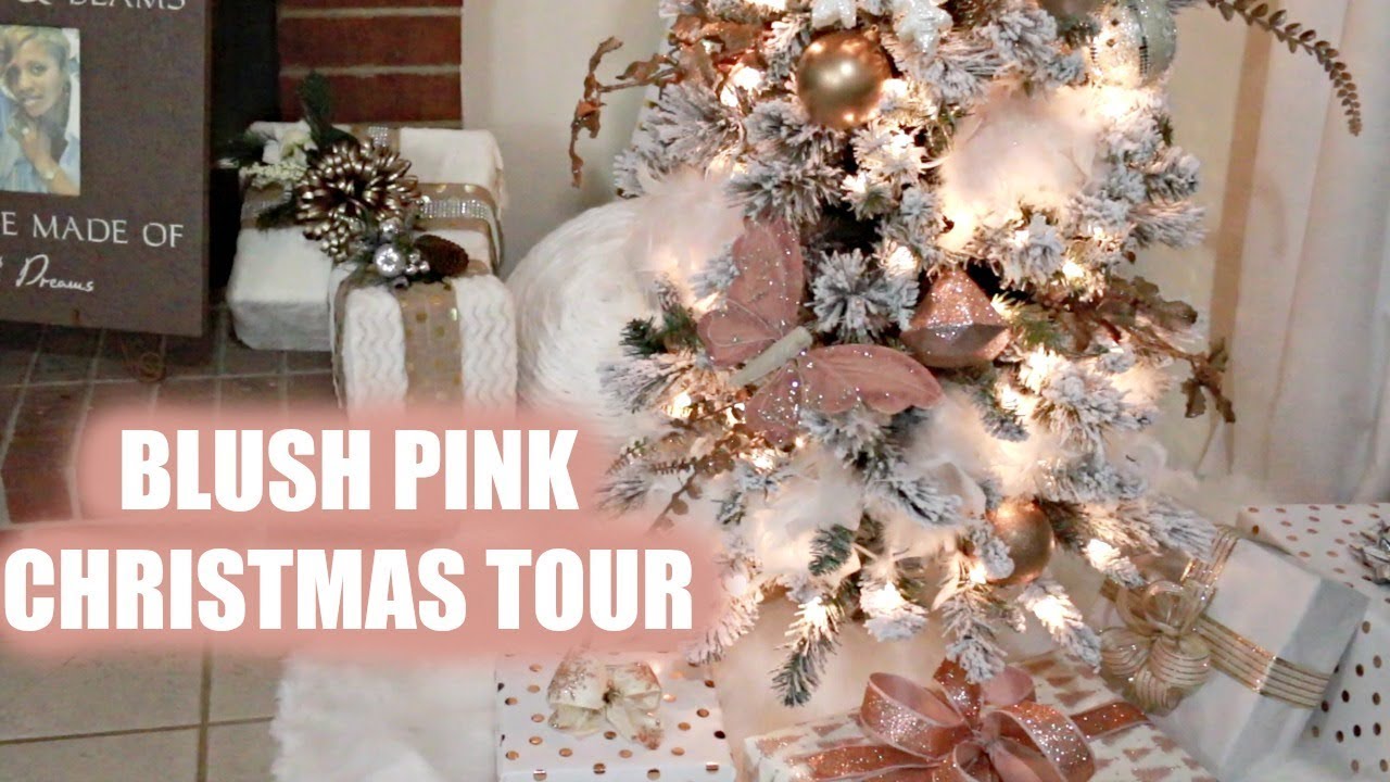 BLUSH PINK & FAUX FUR CHRISTMAS 2017 | MissThompson