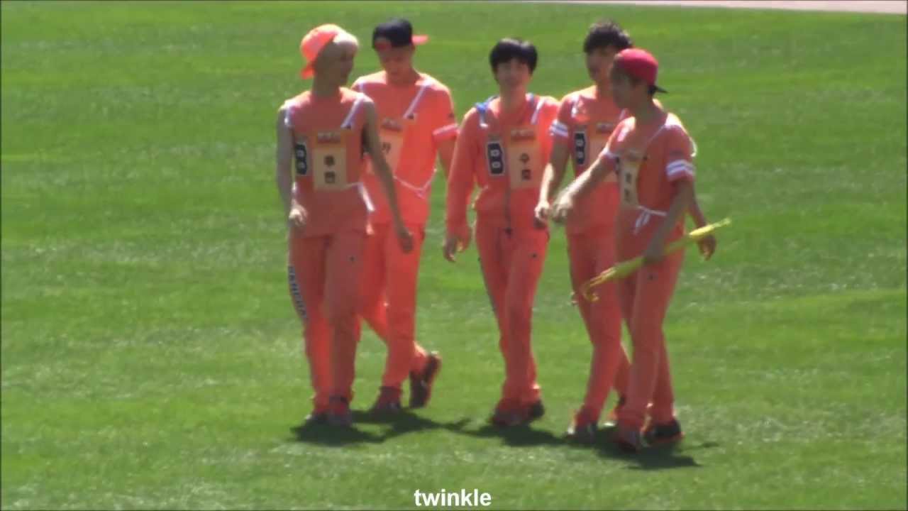 130903 아육대 EXO 루한 focus 타오 100m 예선 응원하는 엑소들
