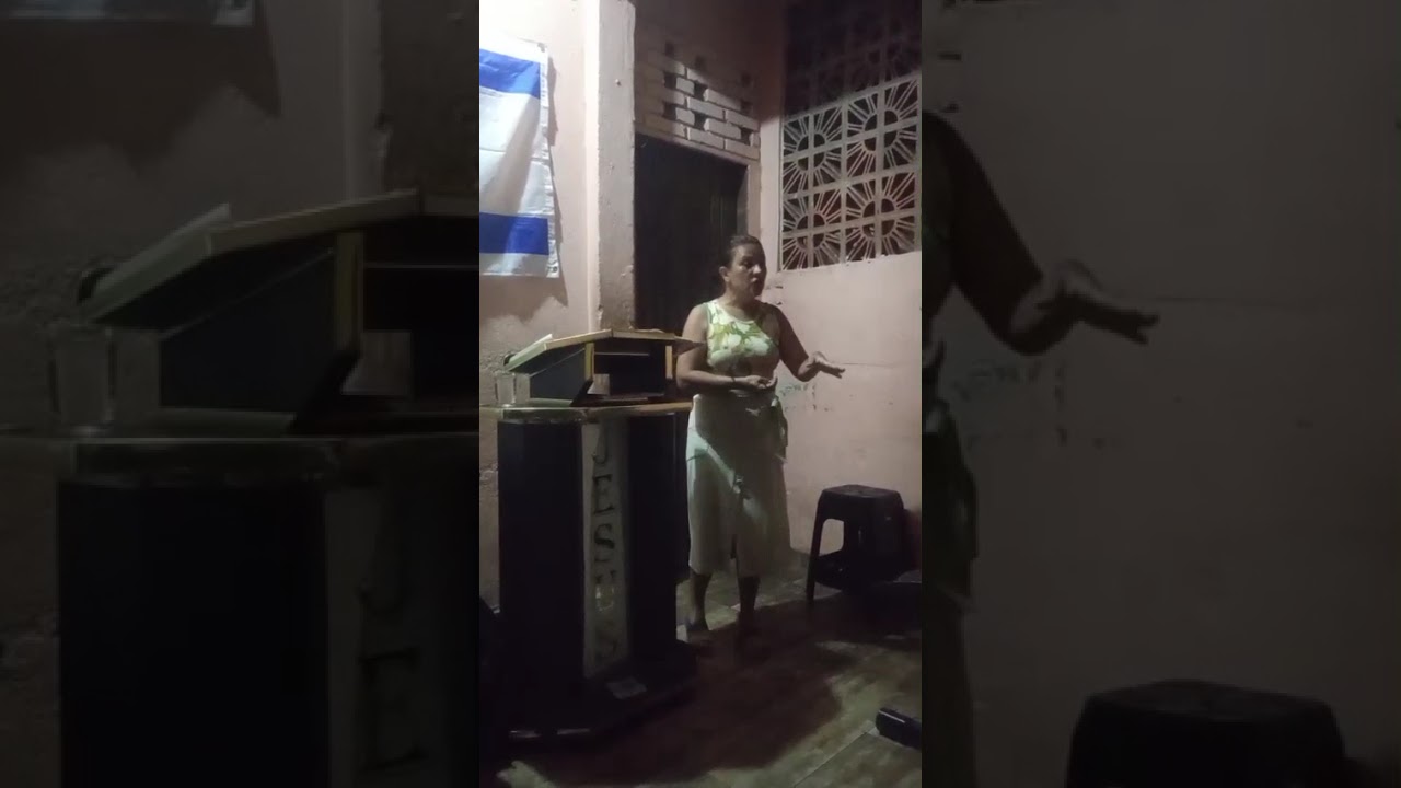 Missionária Adriana Trazendo a Palavra de DEUS 📖🔥no CULTO NO LAR 🏠 Pra Glória de DEUS 🙏🏾🙌🏾🙇🏾😇
