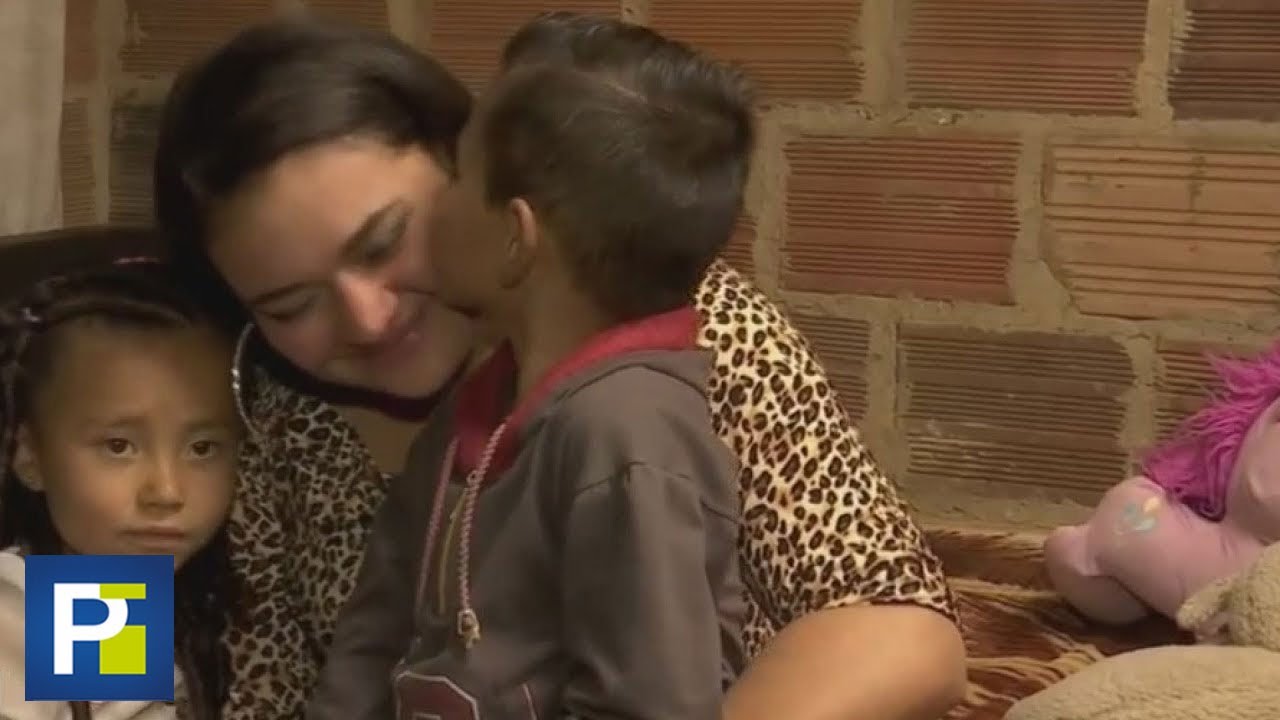 Se cumple el sueño de niño que quiso pagar una serenata para su madre con canicas