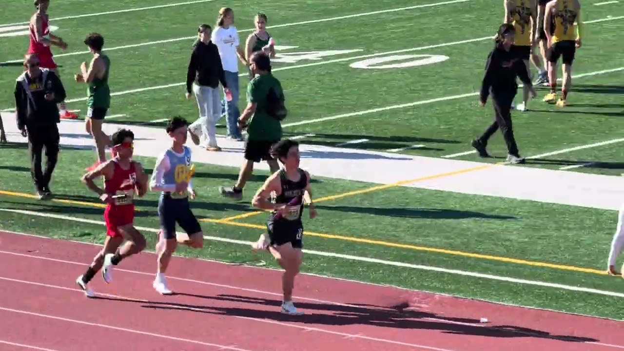 Thomas 1:04 800 splits! Don Green