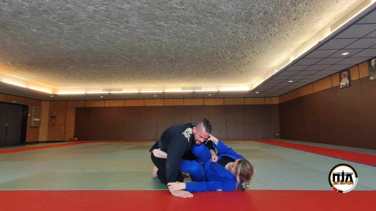 Principe de base pour passer une garde au JJB et au Grappling