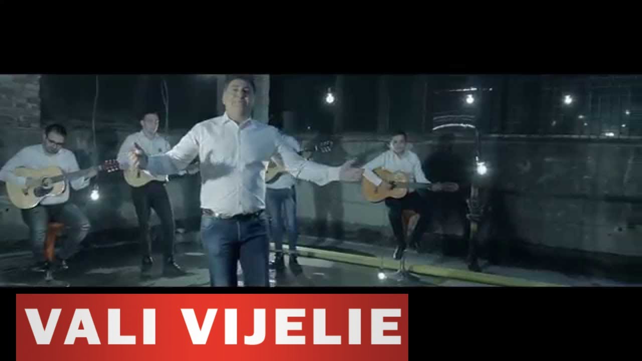 LIVIU PUSTIU SI  VALI VIJELIE  - STRIG CAT POT IN GURA MARE