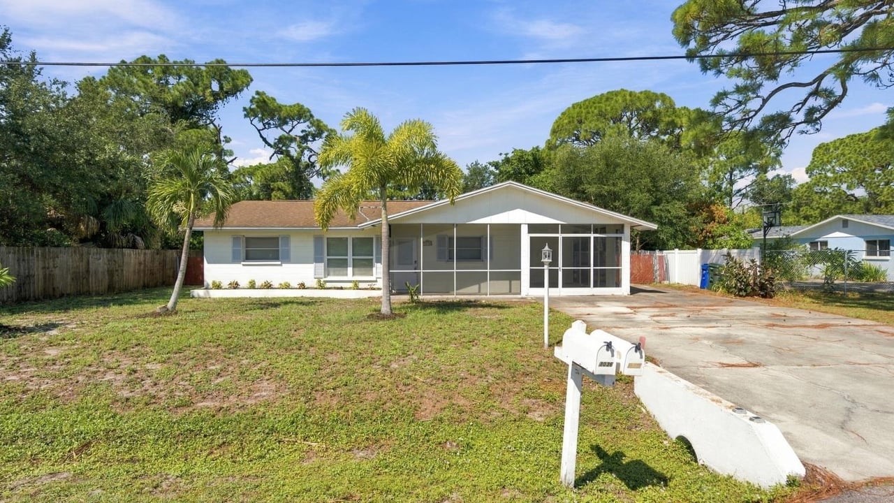 3036 Shamrock Dr, Venice, FL