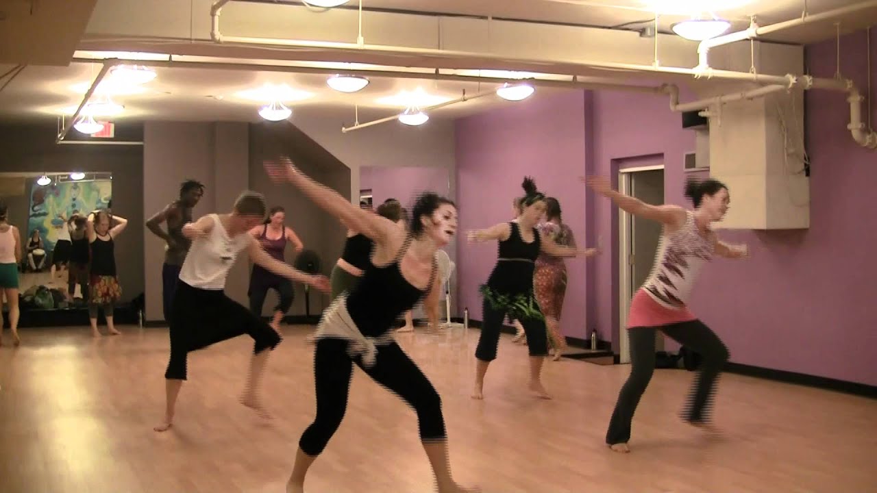 Djole and Sabar-Guinean Dance Class w/ Mohamed Duranteau